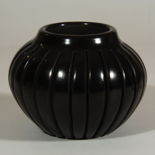 Anita Suazo Pottery - C3752B